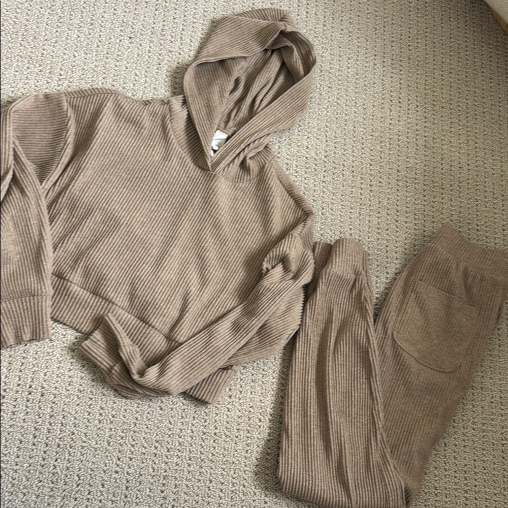 Alo Cozy Tan Ribbed Hoodie and Joggers Set